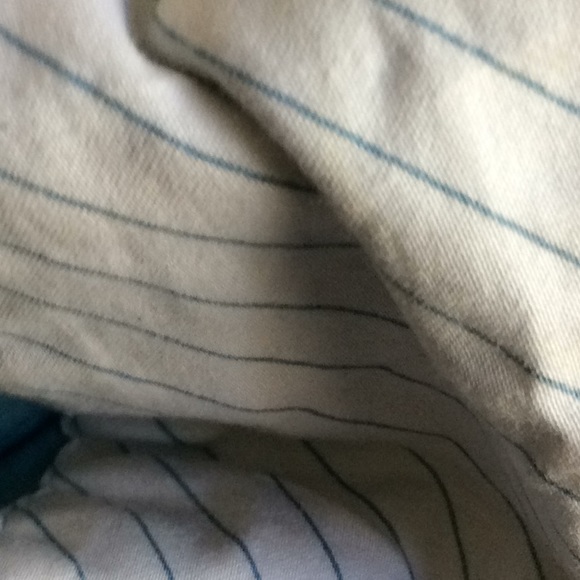 Button down - Picture 4 of 4